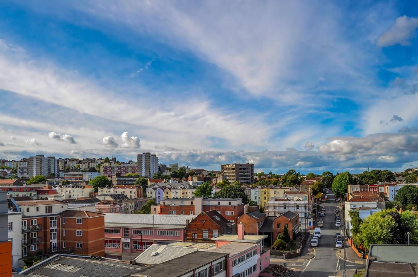 Modern Serviced Apartment: Short Walk To Center * Bristol